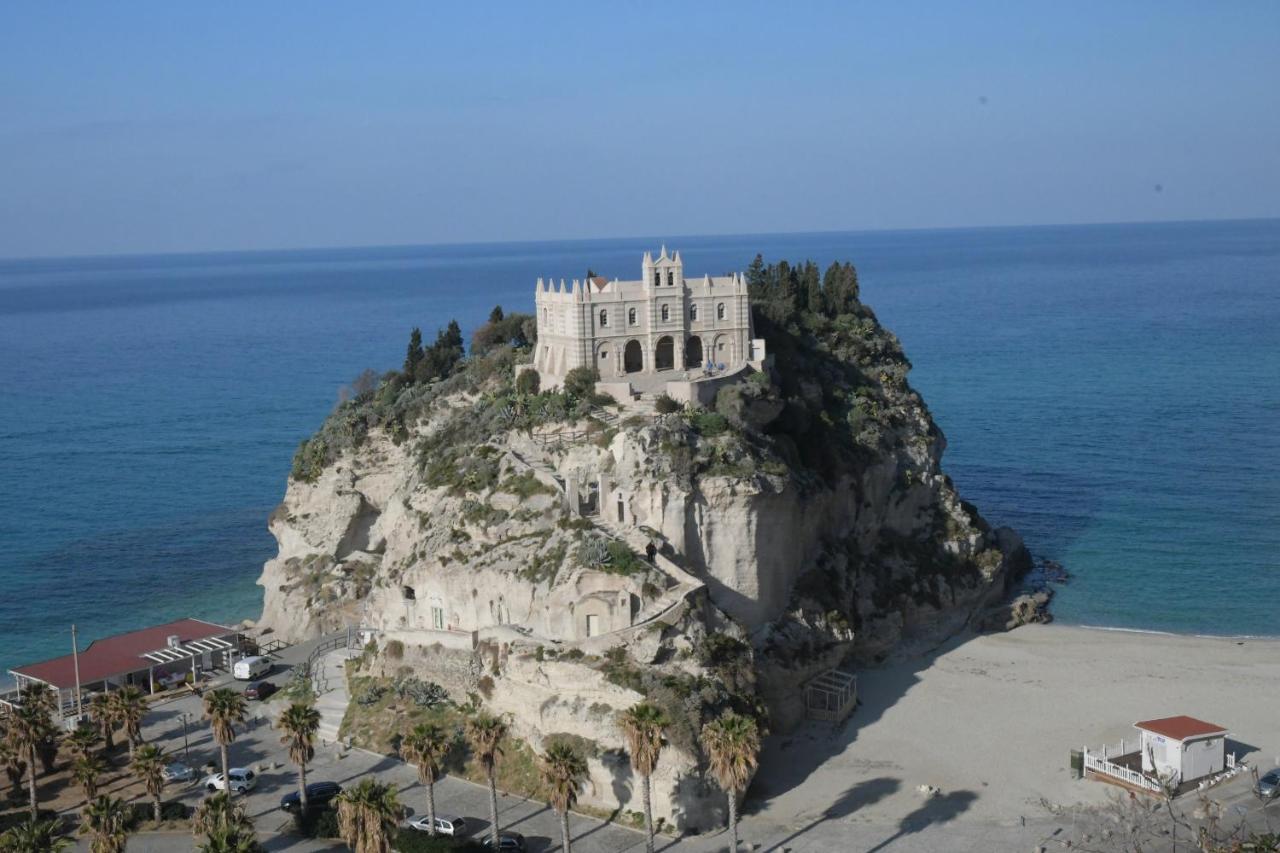 Residenza Donna Peppina Hotel Tropea Exterior photo